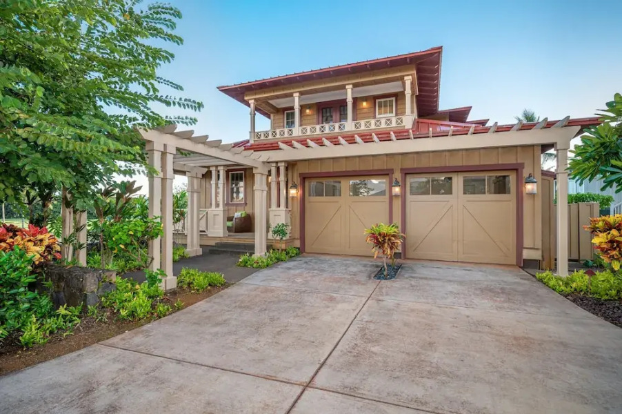 Kukui'ula Luxury Home Collection - CoralTree Residence Collection