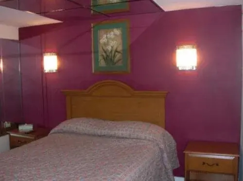 Relax Inn North Babylon