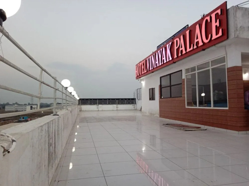 Vinayak Palace Hoshangabad