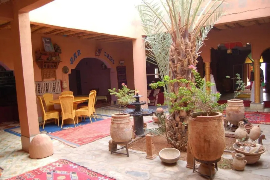 Auberge Kasbah Meteorites