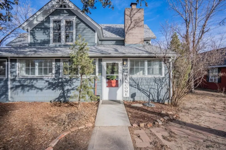 5brmonument Historic Charmminutes To Hiking