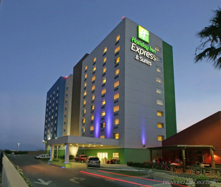 Holiday Inn Express & Suites Monterrey Aeropuerto by IHG