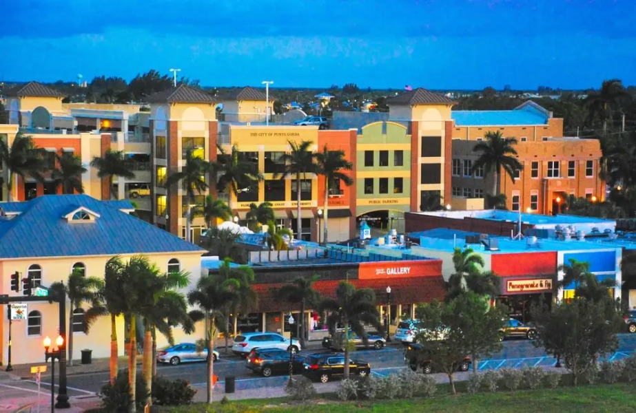 The Pineapple Cottage