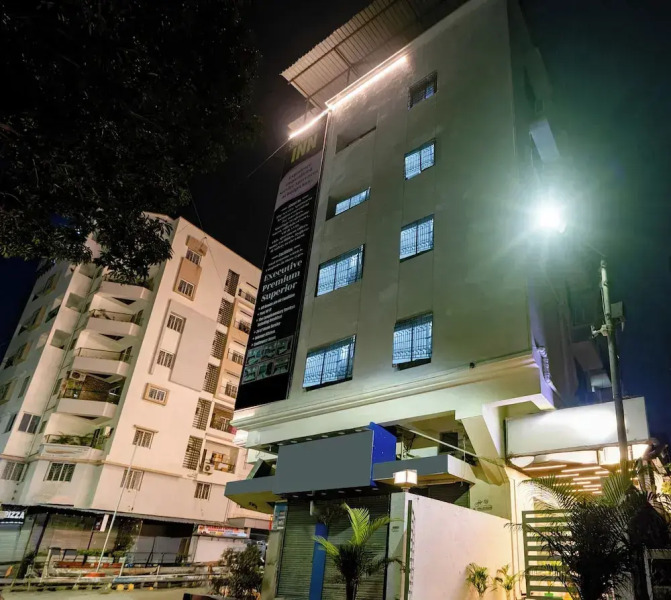 Treebo Trend Seven Suites