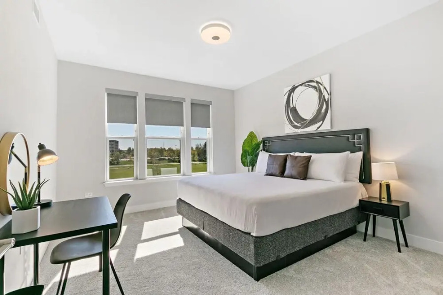 Modern Living 1BR in Warrenville