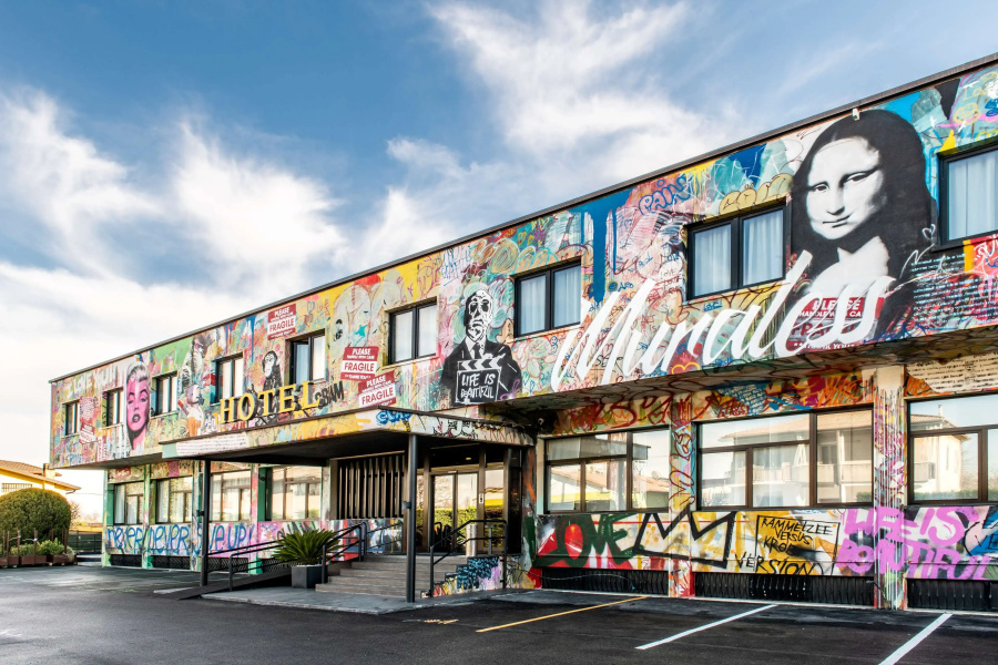 Muraless Art Hotel, WorldHotels Crafted