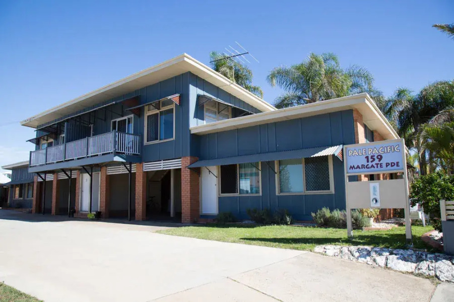 Pale Pacific Holiday Units