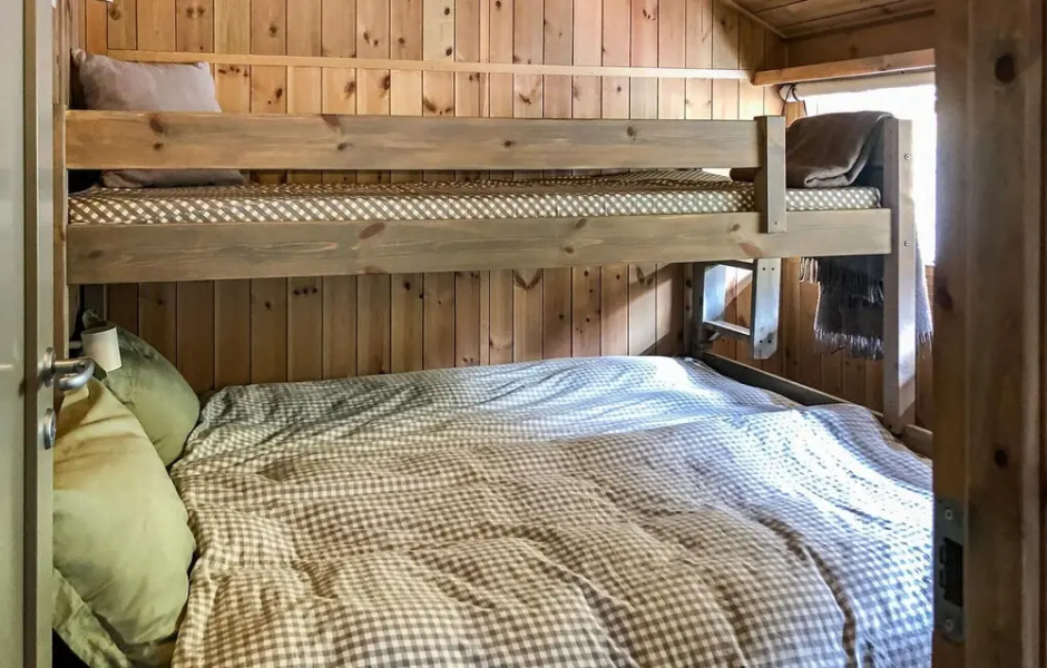 Beautiful Home in Espa With 2 Bedrooms and Wifi