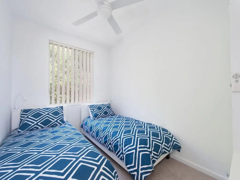 Mia Mia 7 - Shoal Bay