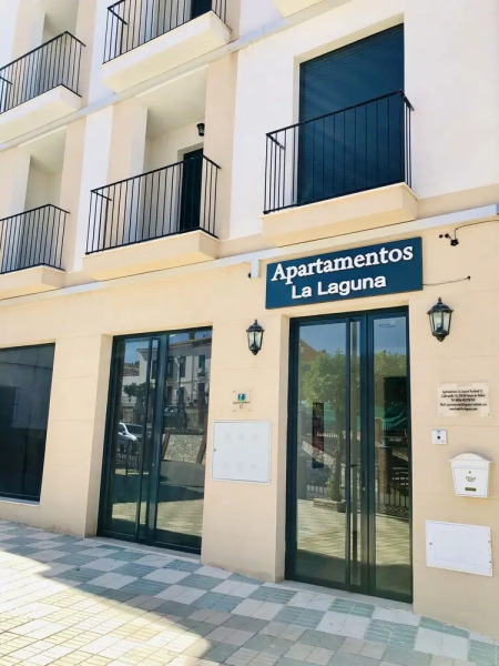 Apartamentos La Laguna