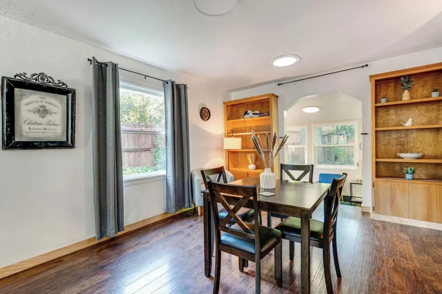 Wine Country Cottage in Historic Fiddletown!