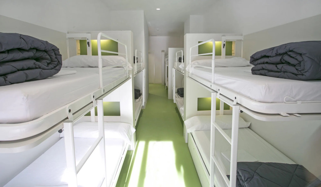 Sant Jordi Hostels Rock Palace
