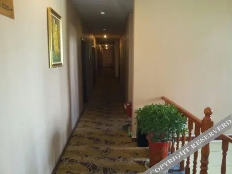 Pingguo Business Hotel