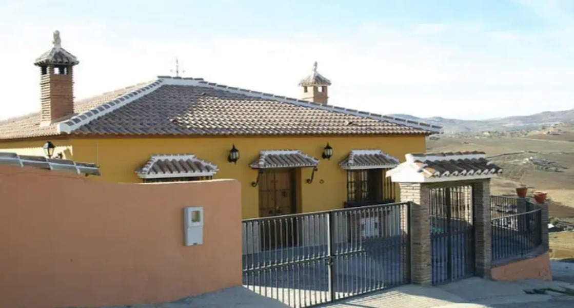 Villanueva 100223 3 Bedroom Villa By Mo Rentals