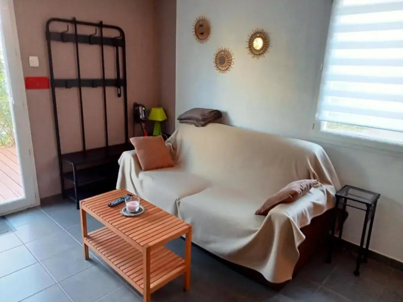 Maison de 2 chambres avec piscine partagee jardin et wifi a Aubignan