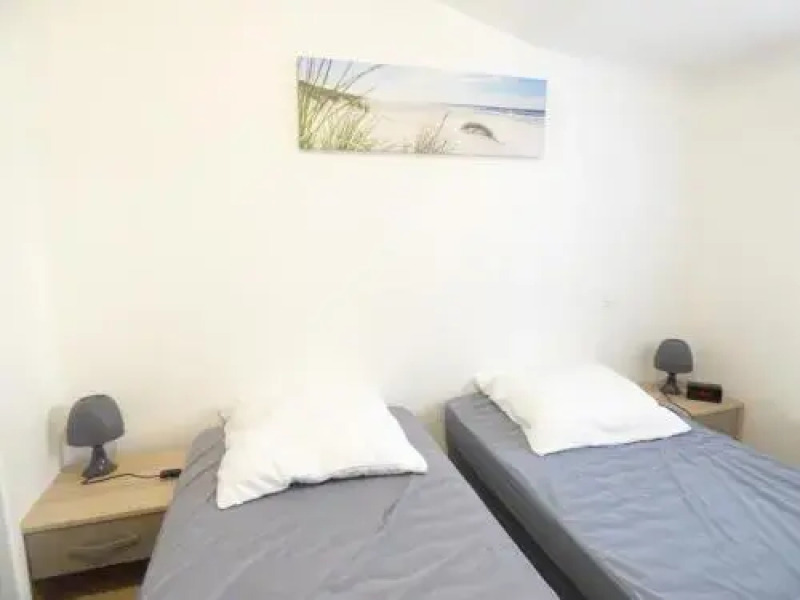 Rental Villa a 200 M Plage Des Bussoleries