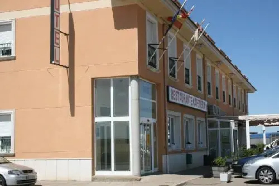 Hotel los Toreros del Trabancos