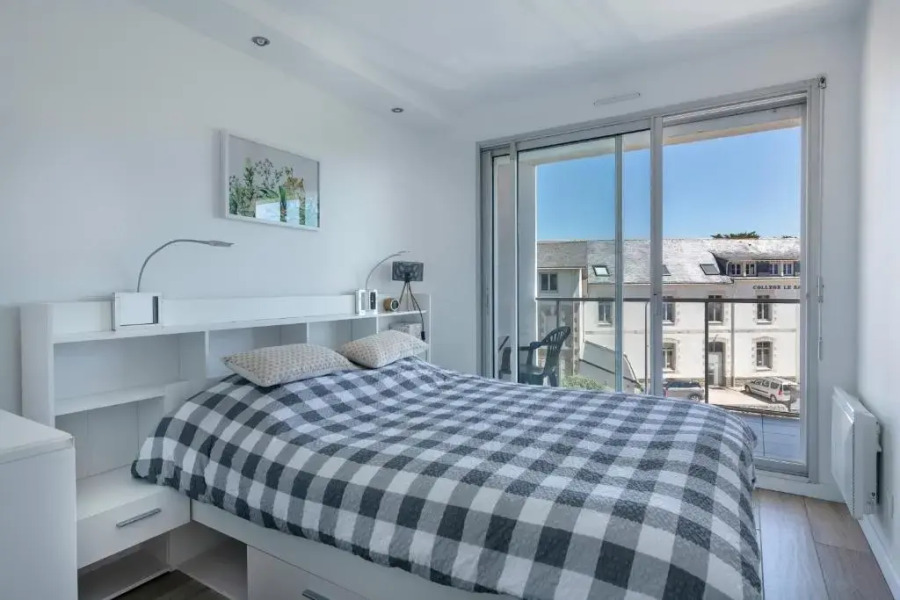 A 30 metres de la plage, bel appartement pour 6