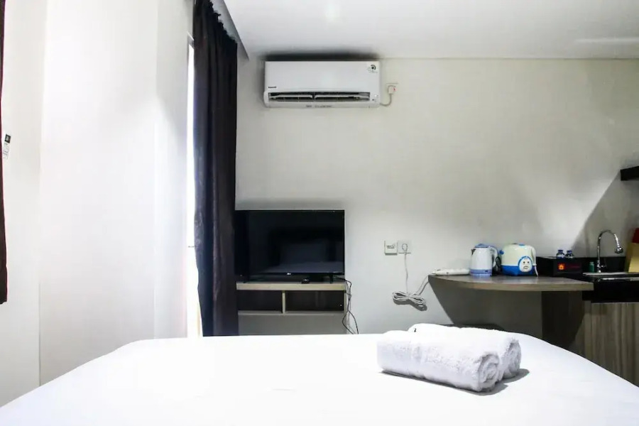Comfy Studio Room Bintaro Icon Apartment