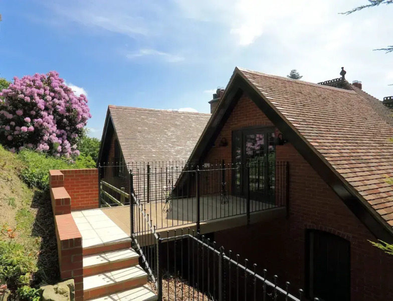Arden House - Turret Penthouse
