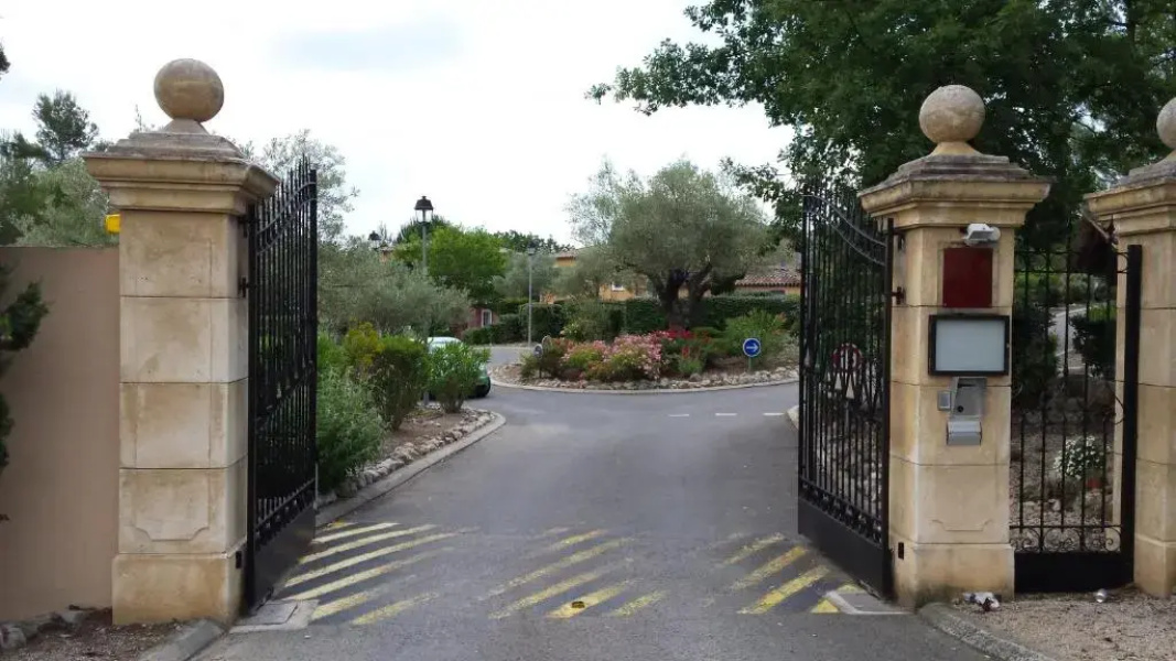 Rue des Oliviers with Swimming Pool