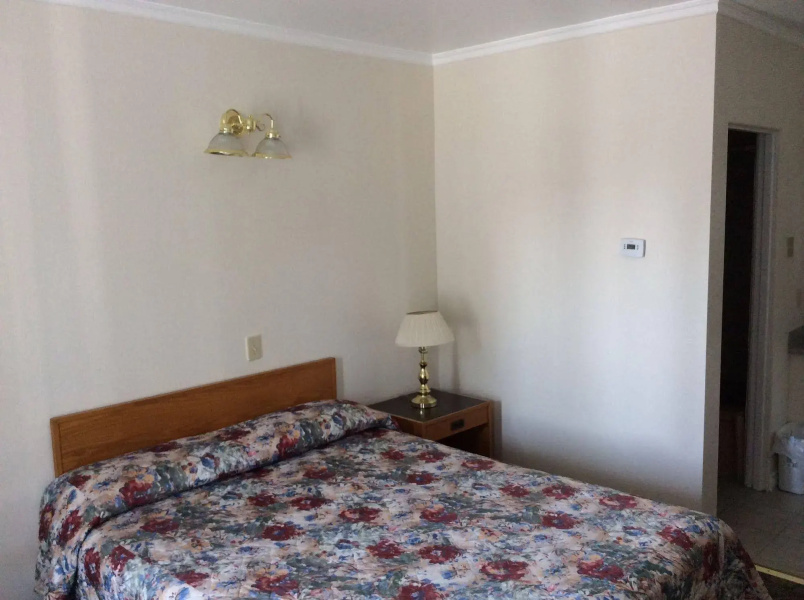 Embassy Motel