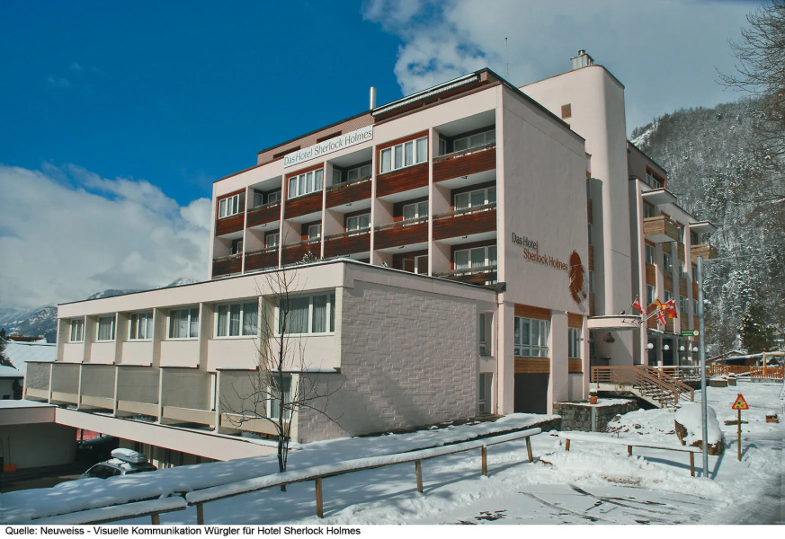 Hotel Sherlock Holmes & Khana Restaurant 200 m Gondola to Hasliberg Ski