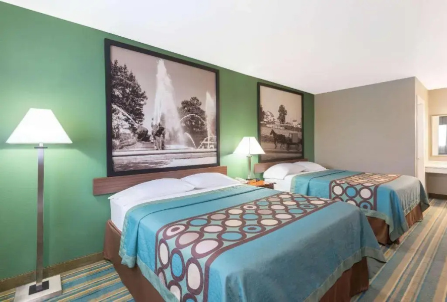 Super 8 Greencastle