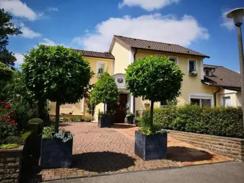 DAS KLEINE HOTEL IPHOFEN, Iphofens kleines Secret