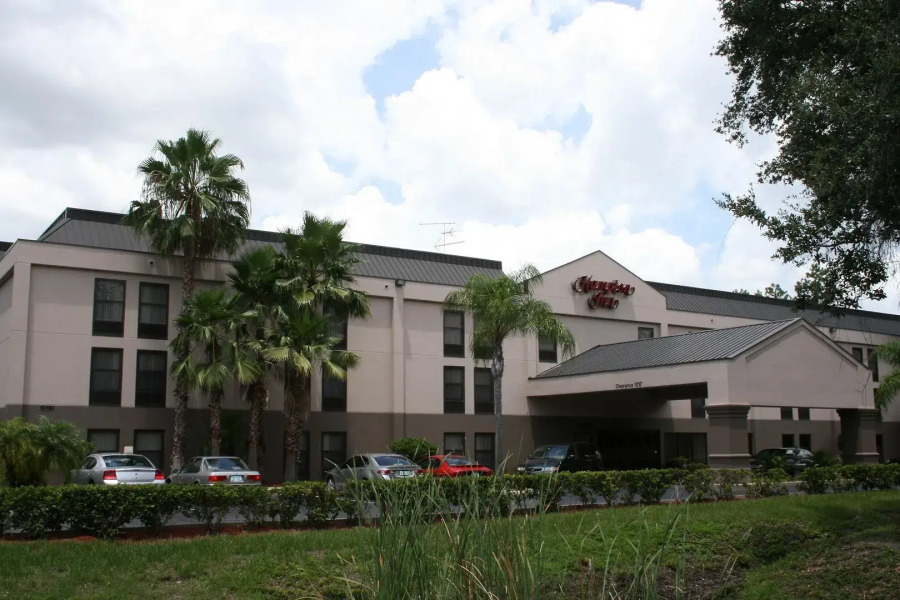 Spark by Hilton Tampa Brandon