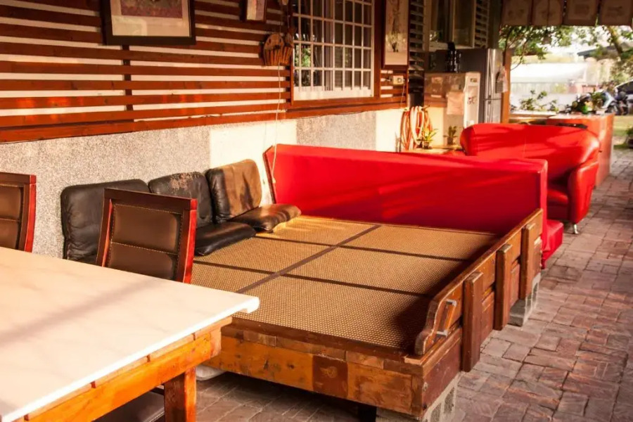Share B&B