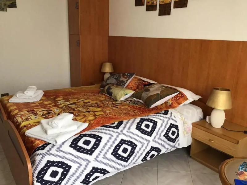 Villa Romeo Acero Rosso