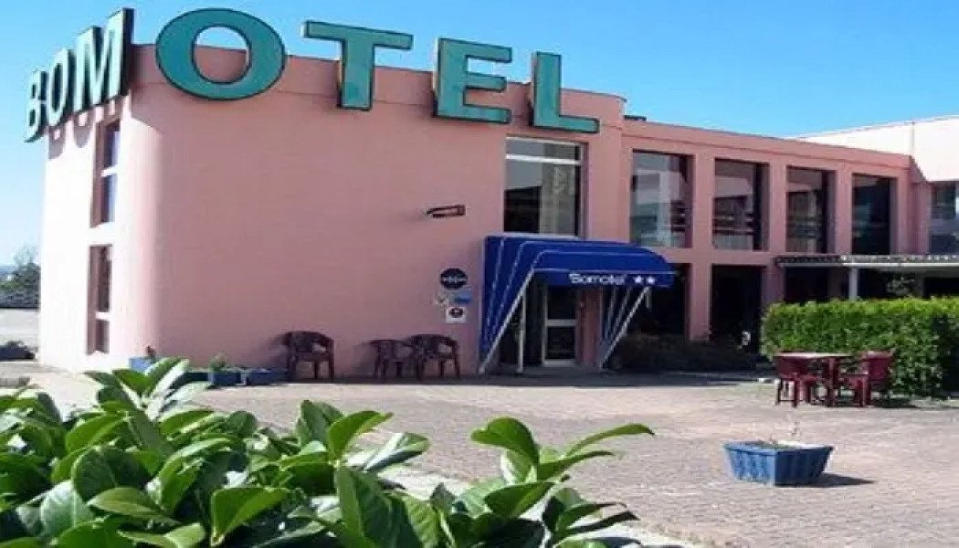 Hôtel Bomotel