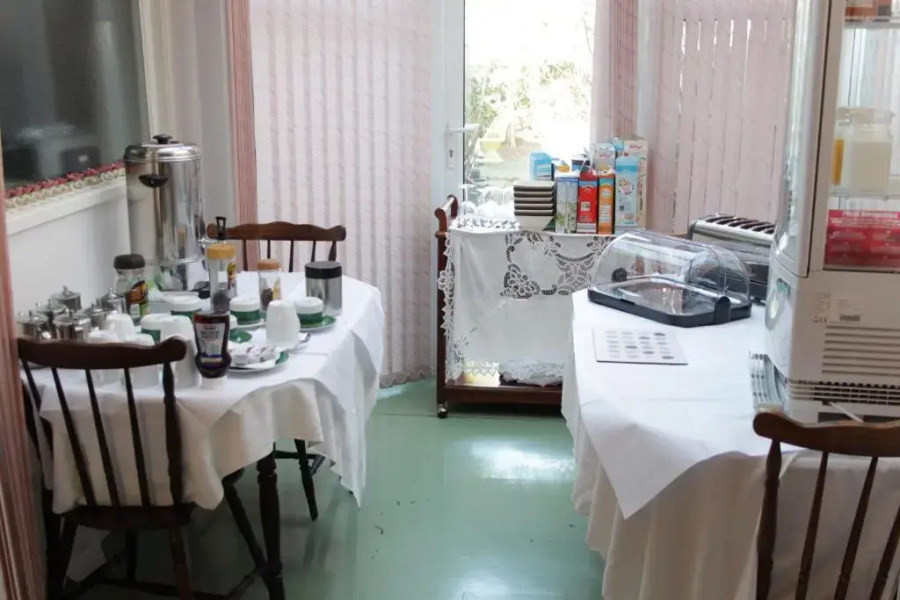 Tanamara Guest House