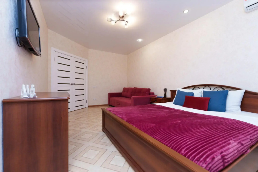 KluchnikOFF (КлючникОФФ) на проспекте Карла Маркса