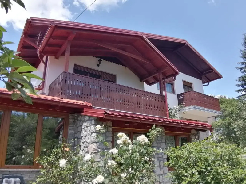 PLITVICE LAKES KONAK Daic