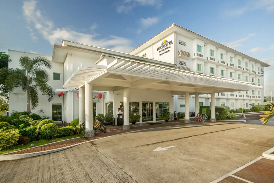 Microtel Inn & Suites by Wyndham South Forbes Near Nuvali