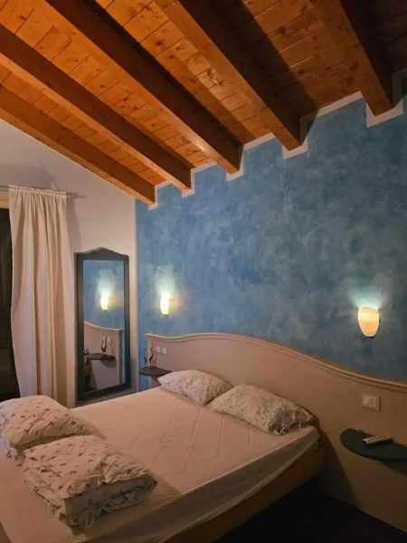 "Via Fantoni 4"