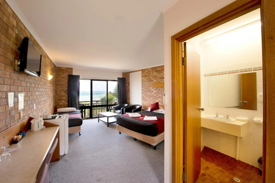 Kangaroo Island Seaside Inn