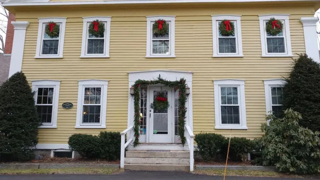 Benjamin Prescott Inn