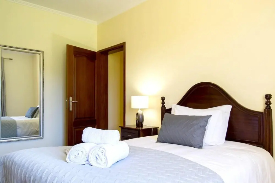 House With 4 Bedrooms in São Jorge, With Wonderful sea View, Enclosed Garden and Wifi