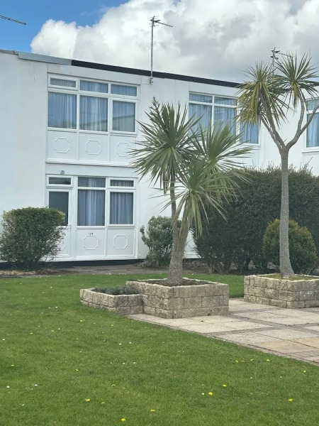 Charming 2 Storey Holiday Villa in Dawlish Warren