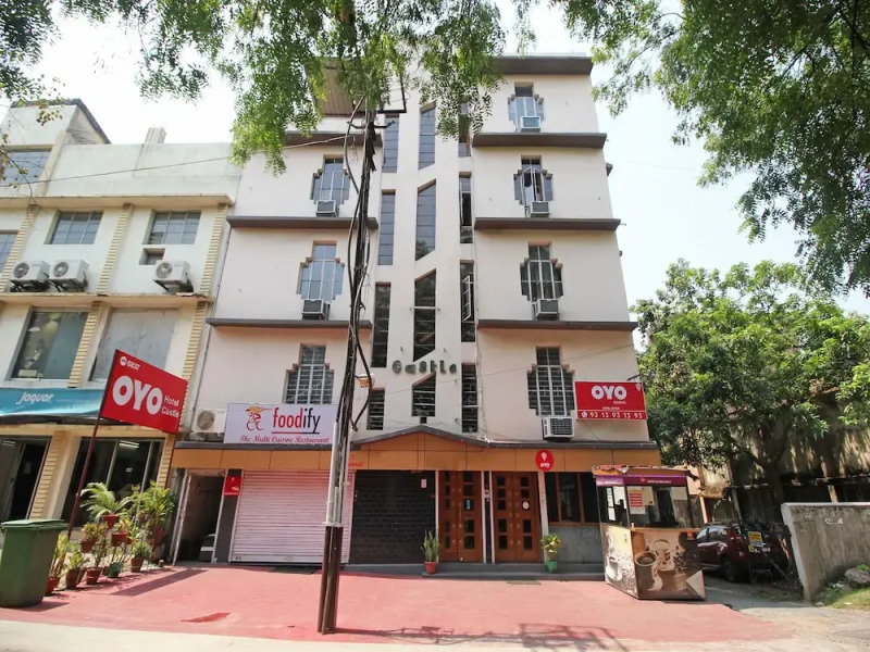 OYO 5837 Hotel Castle