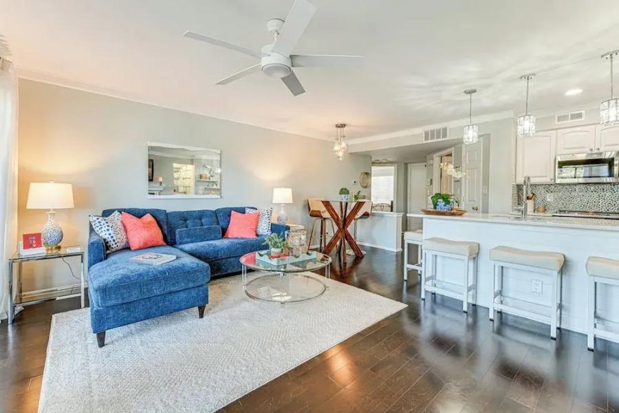 Waterfront Lake Norman Retreat w/ Pool Access!