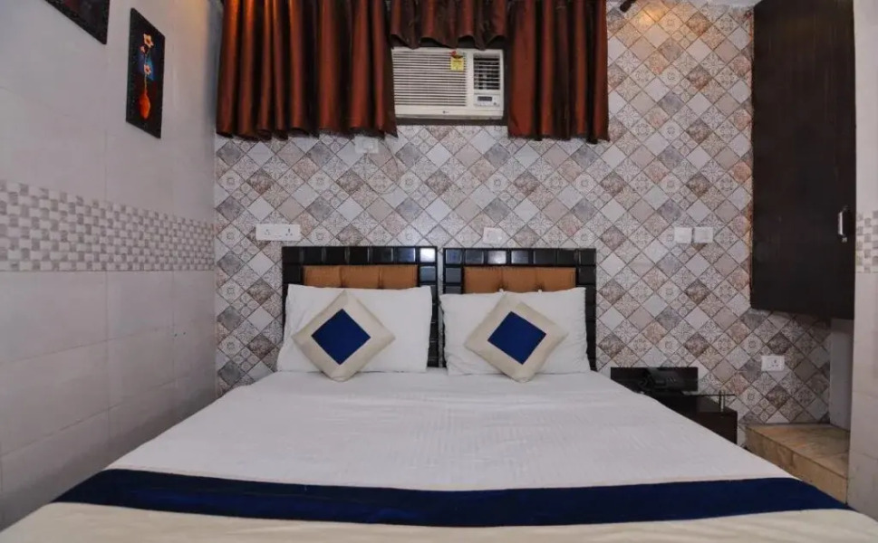 RB Grand Residency by OYO Rooms