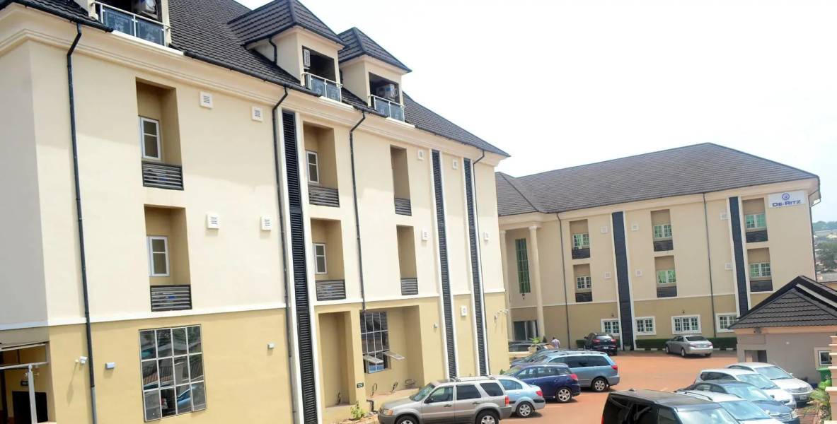 Ritz-Carinton Suites