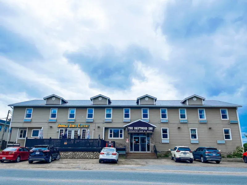 Driftwood Inn