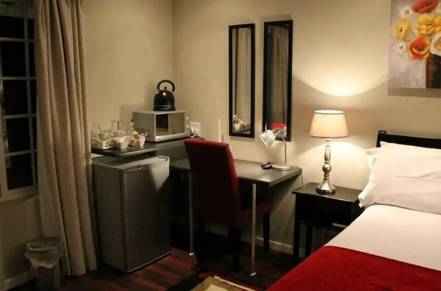 Tranquil House on Berry