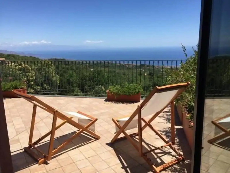 L'infinito Guest House