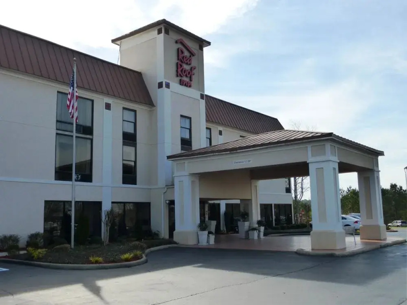 Red Roof Inn Valley